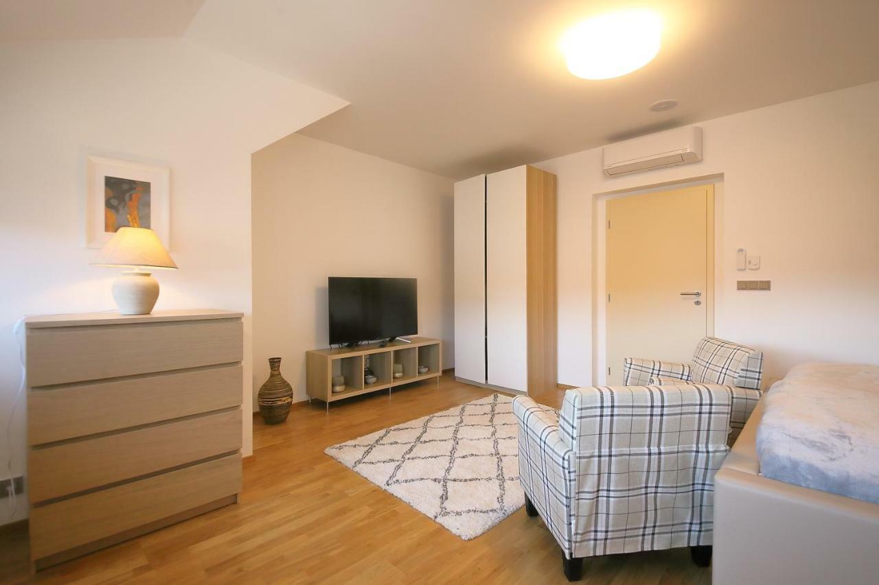 Ferienwohnung Prague Expat House Exterior foto